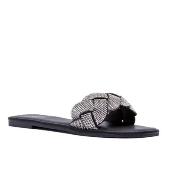 !! NEW !! Embellished Slides Sandals in Black - Picture 2 of 4